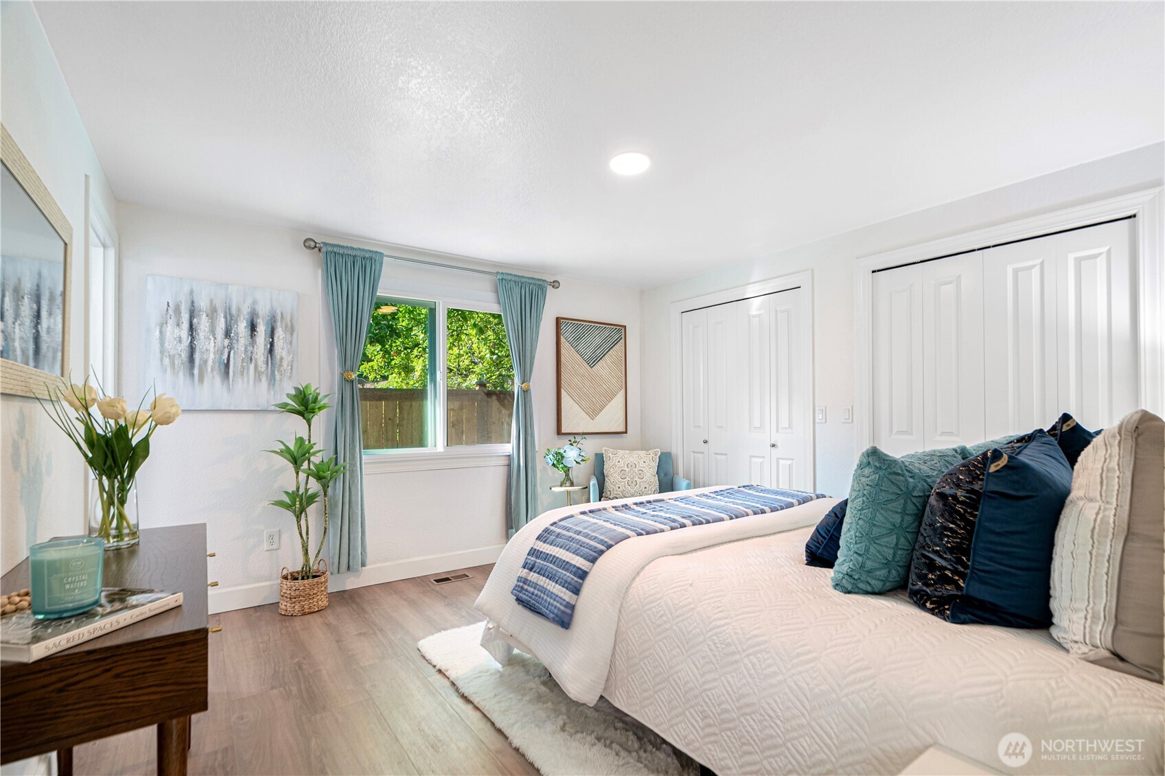 11527 113th Place NE, Kirkland, WA 98033