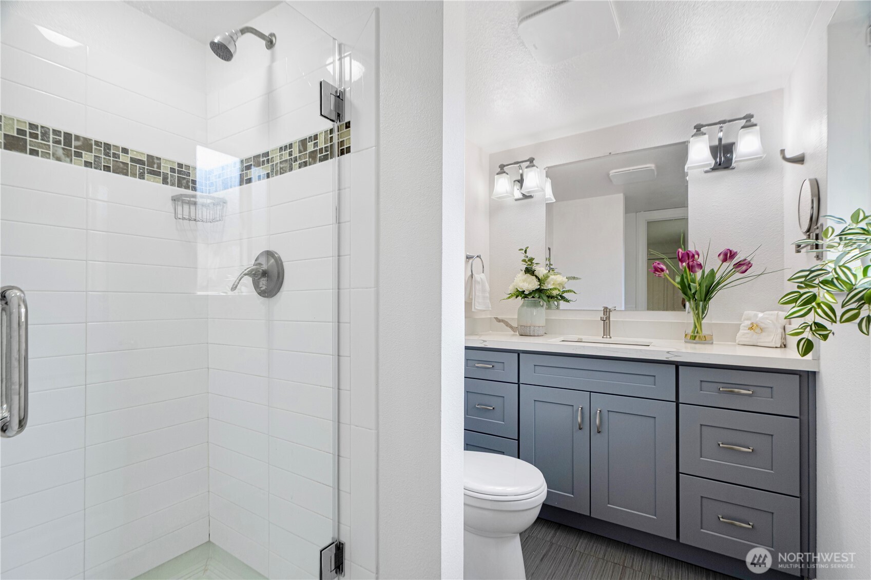 11527 113th Place NE, Kirkland, WA 98033