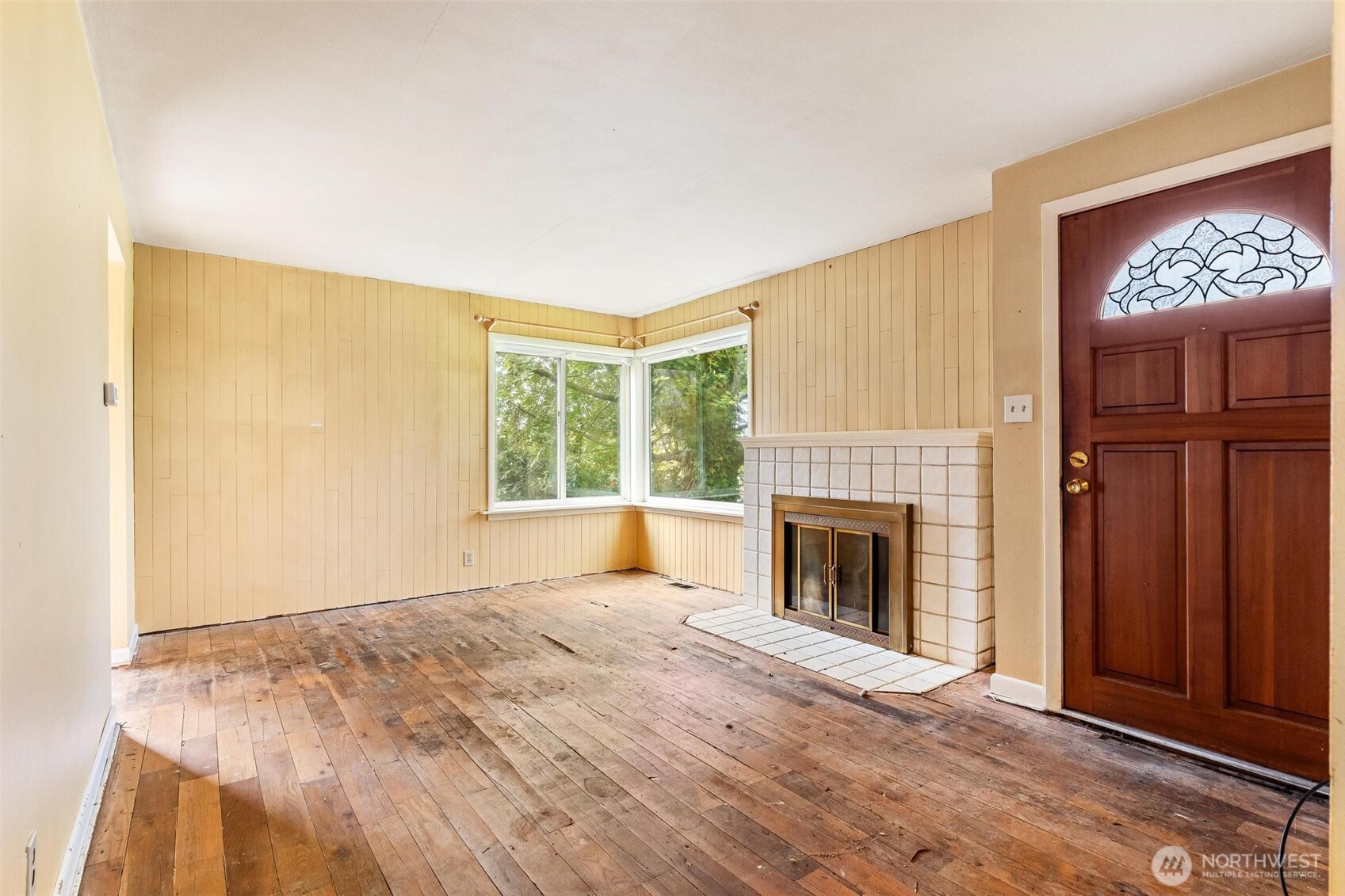 15620 5th Avenue NE, Shoreline, WA 98155-3807