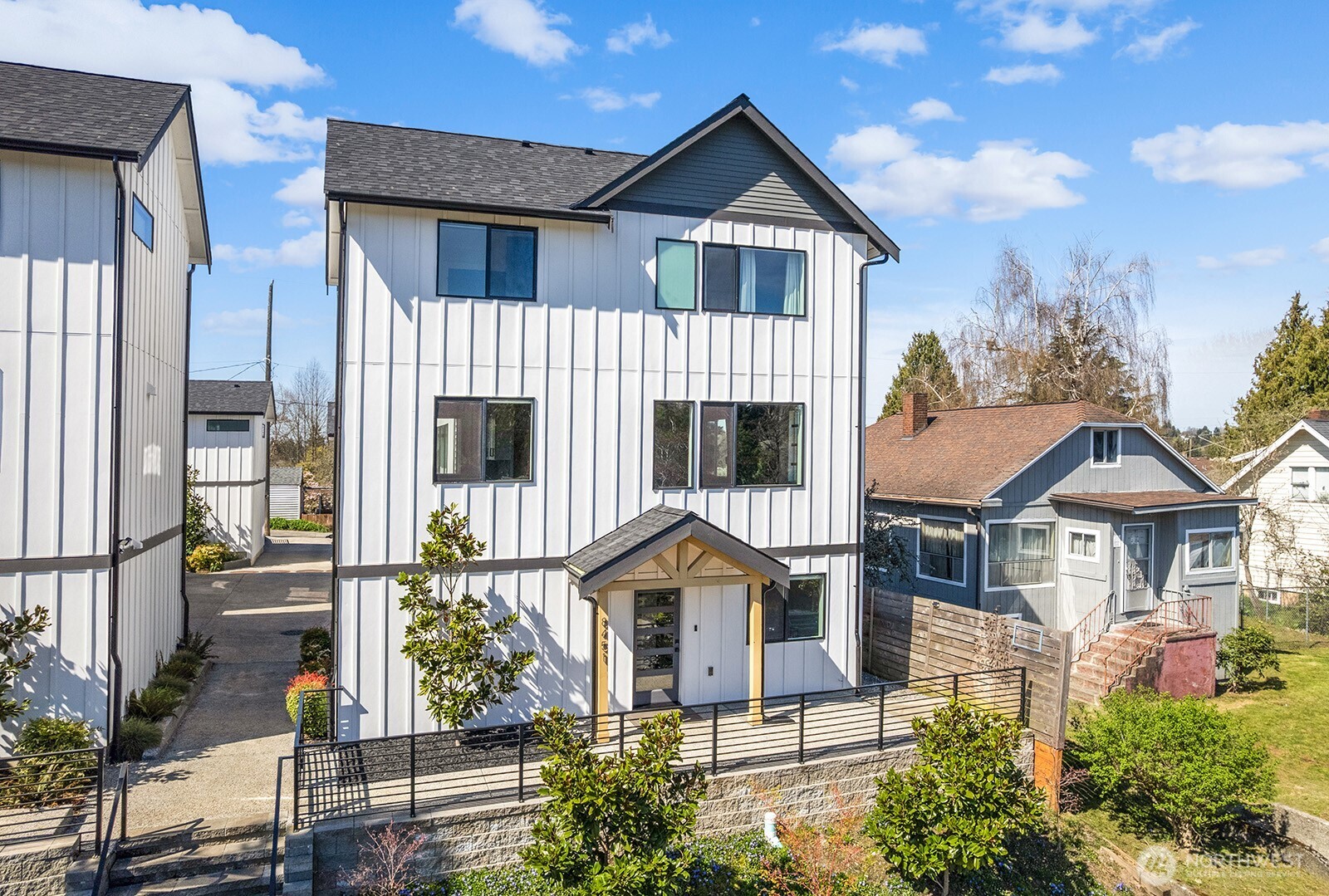 8451 18th Avenue SW, Seattle, WA 98106