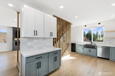 8451 18th Avenue SW, Seattle, WA 98106 - Photo 16