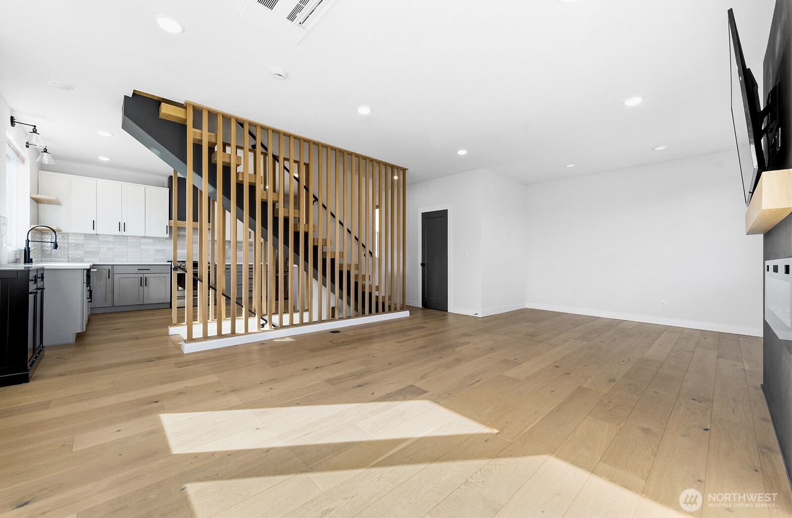 8451 18th Avenue SW, Seattle, WA 98106