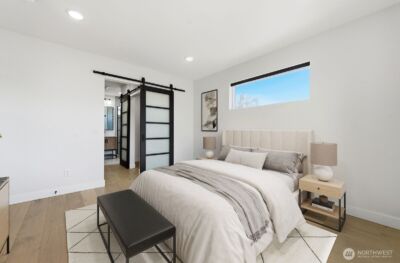 8451 18th Avenue SW, Seattle, WA 98106 - Photo 32