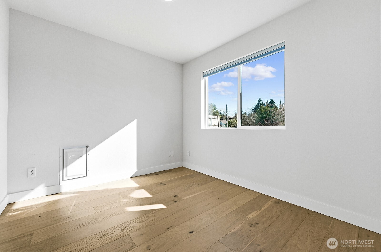 8451 18th Avenue SW, Seattle, WA 98106