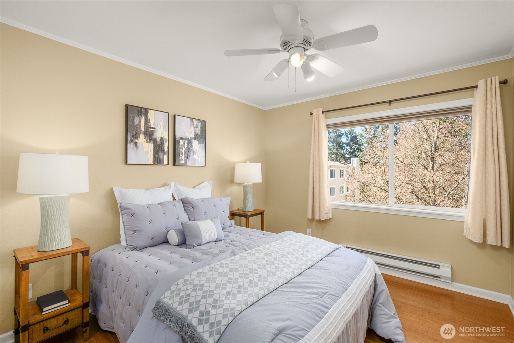 12034 15th Avenue NE #309, Seattle, WA 98125