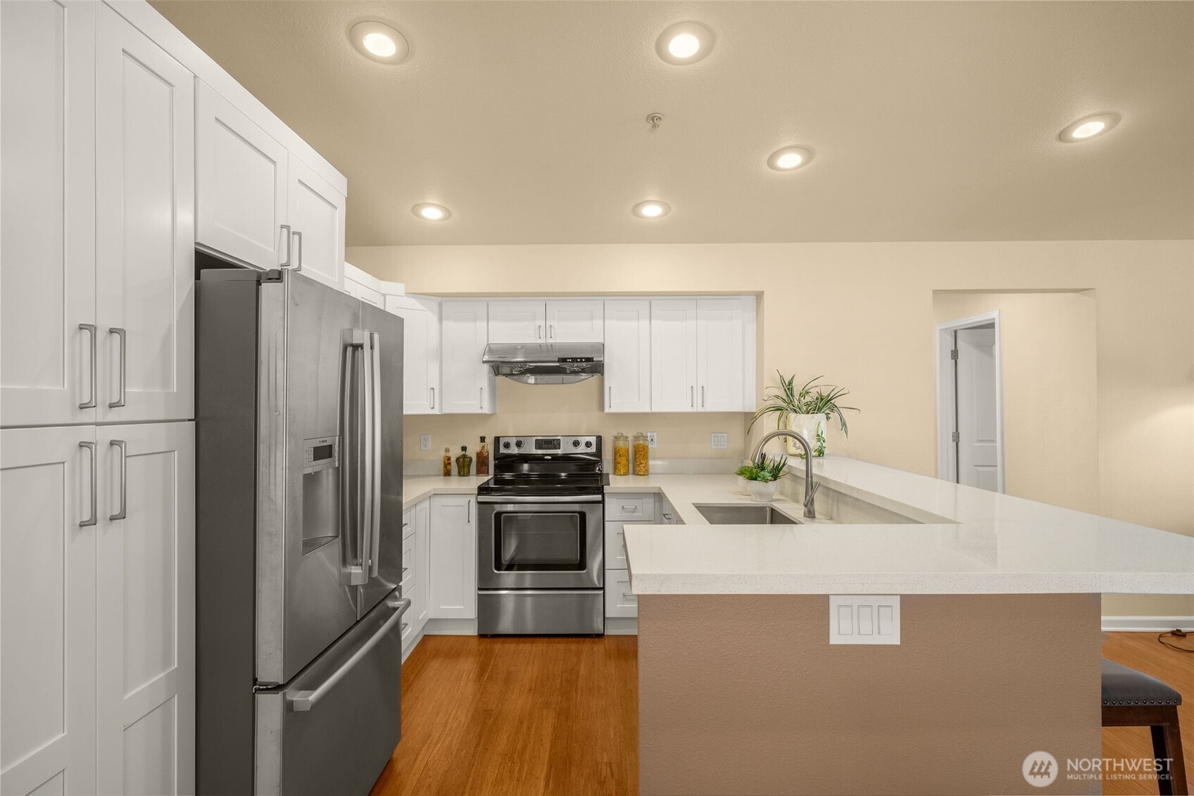 12034 15th Avenue NE #309, Seattle, WA 98125