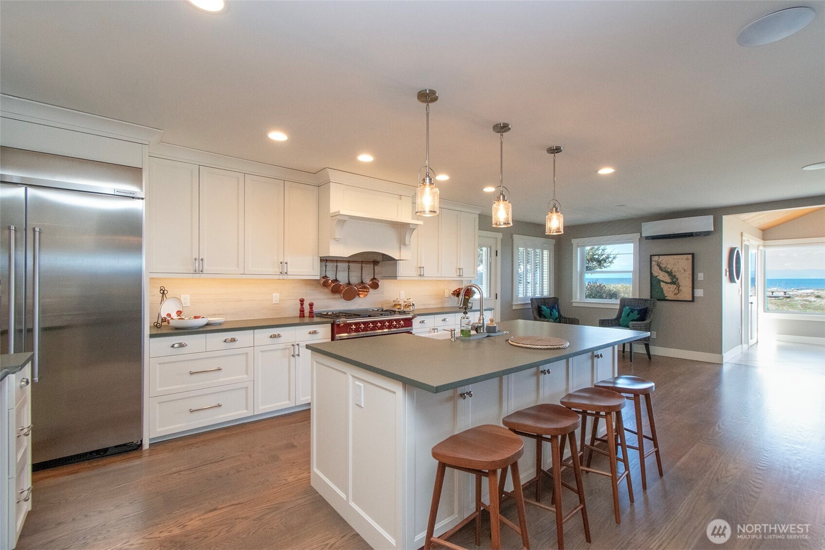 2390 Place Road , Port Angeles, WA 98363