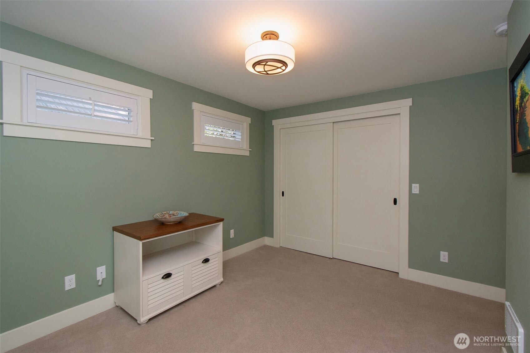 2390 Place Road , Port Angeles, WA 98363