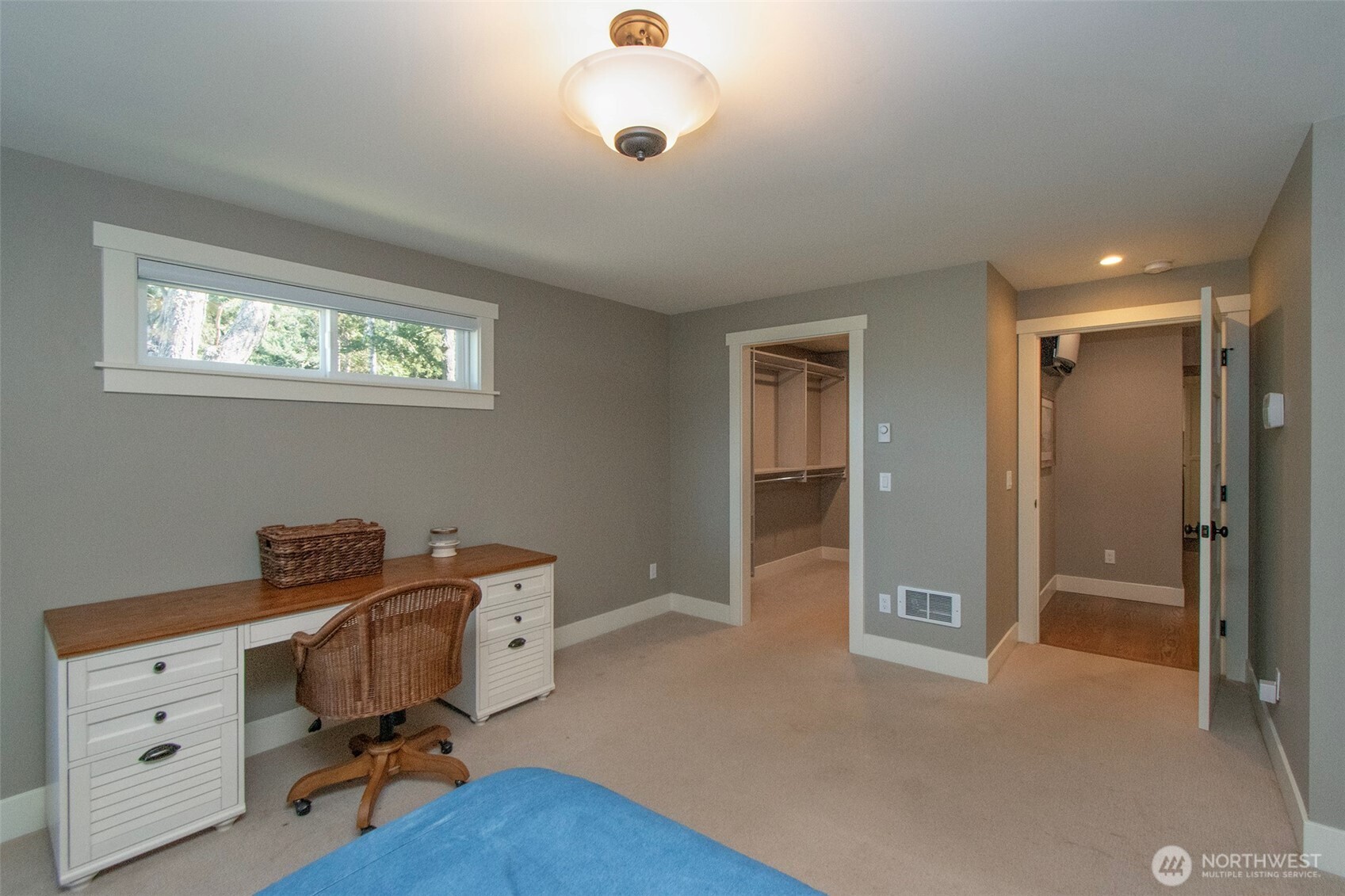 2390 Place Road , Port Angeles, WA 98363