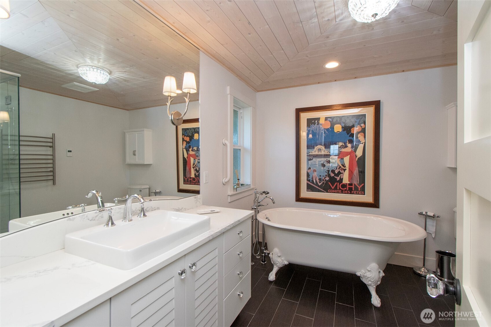 2390 Place Road , Port Angeles, WA 98363