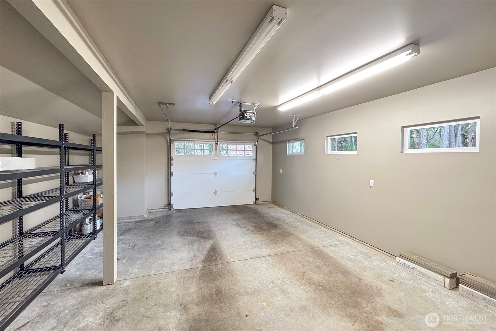 2390 Place Road , Port Angeles, WA 98363