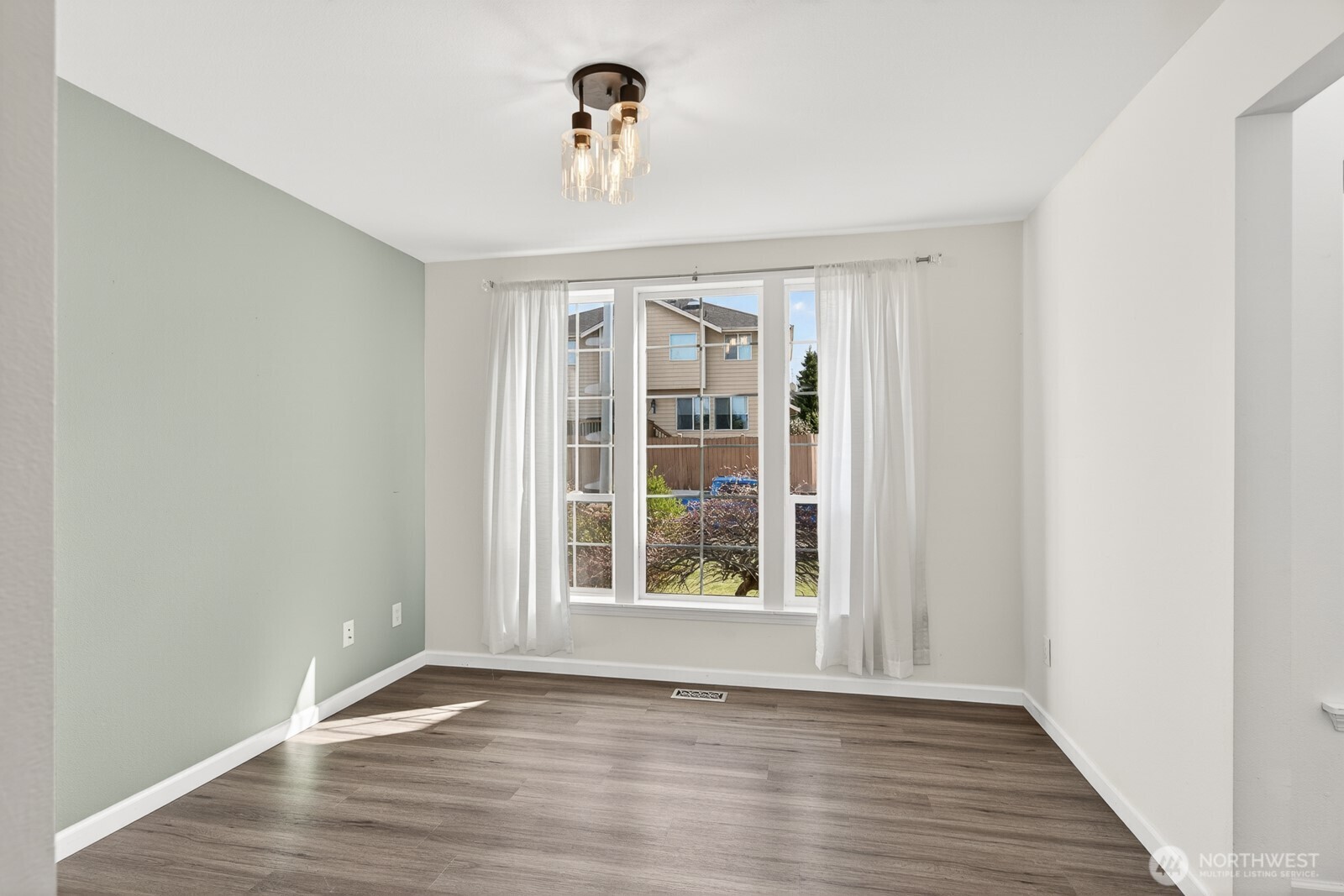 6218 80th Avenue NE, Marysville, WA 98270-8515