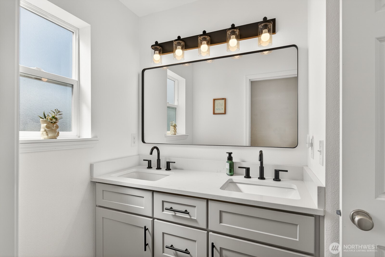 6218 80th Avenue NE, Marysville, WA 98270-8515