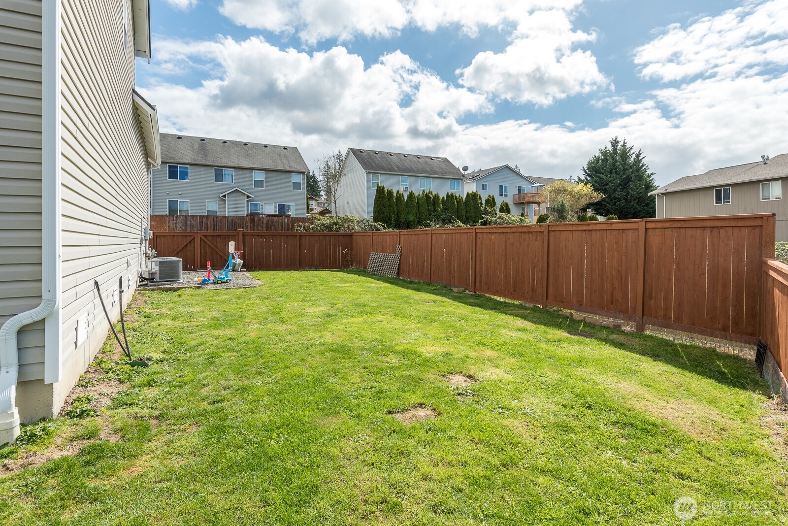 6218 80th Avenue NE, Marysville, WA 98270-8515