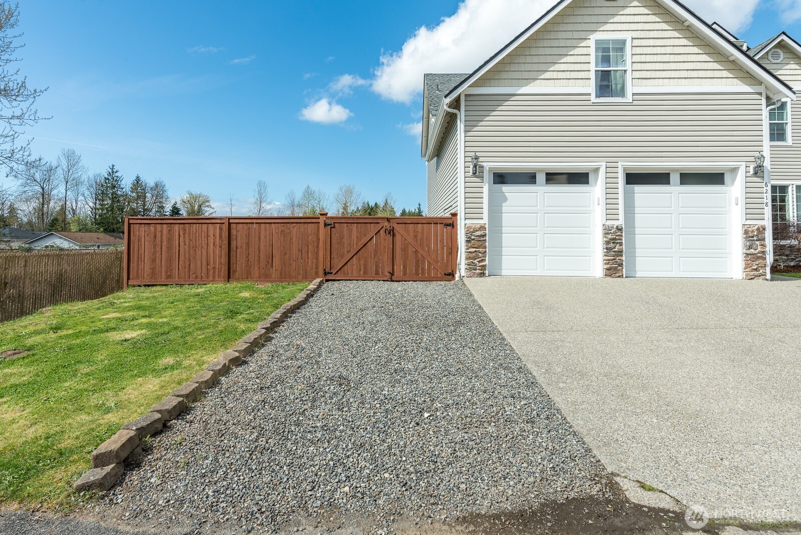 6218 80th Avenue NE, Marysville, WA 98270-8515