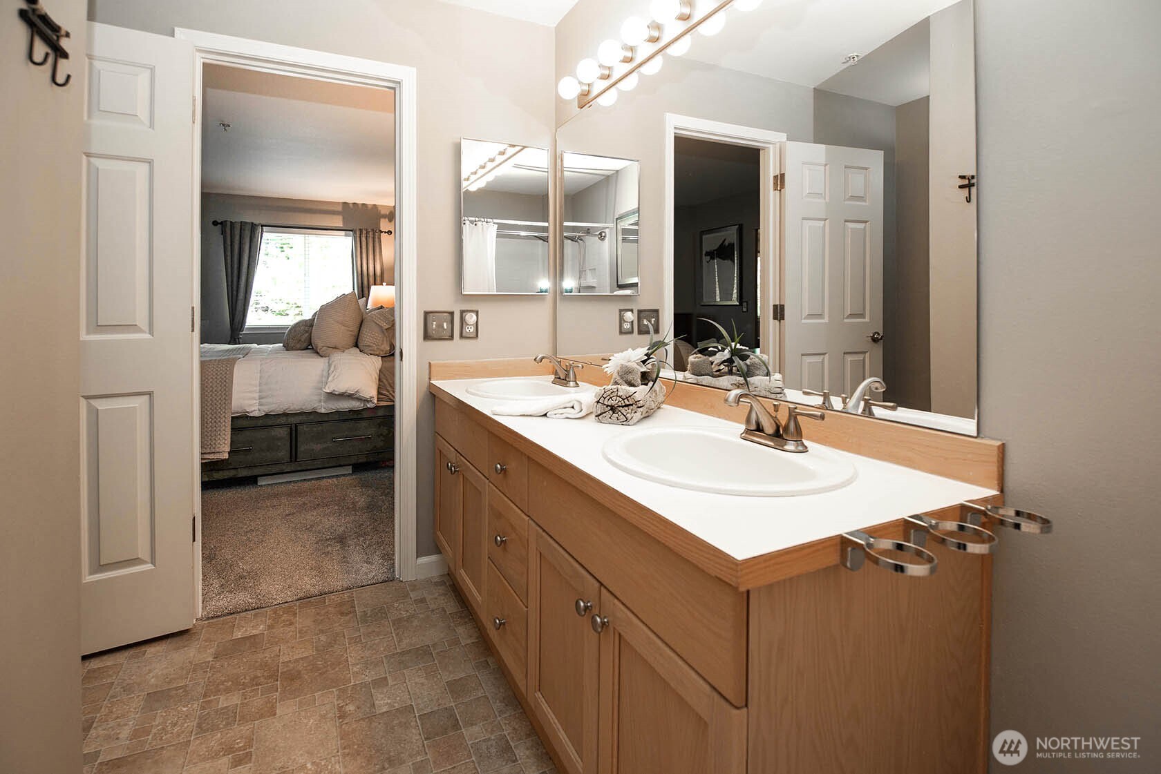 1600 121st Street SE #B102, Everett, WA 98208