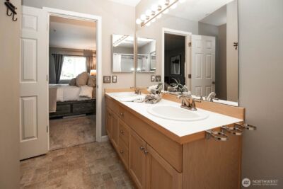 1600 121st Street SE #B102, Everett, WA 98208 - Photo 18