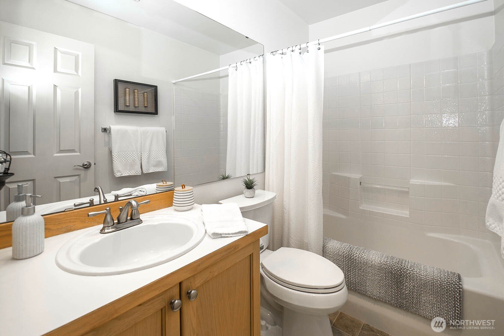 1600 121st Street SE #B102, Everett, WA 98208