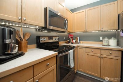 1600 121st Street SE #B102, Everett, WA 98208 - Photo 5