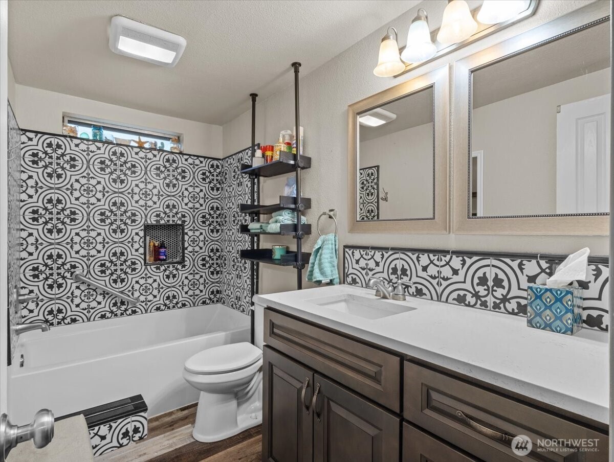 147 Carlon Loop , Longview, WA 98632