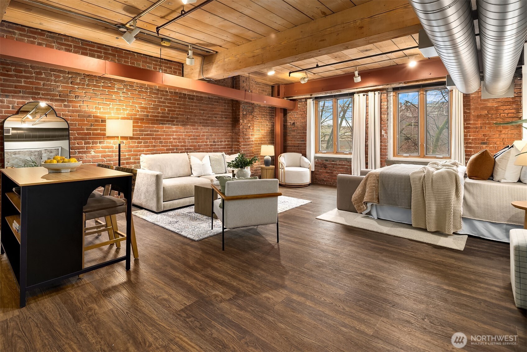 1507 Western Avenue #R201, Seattle, WA 98101