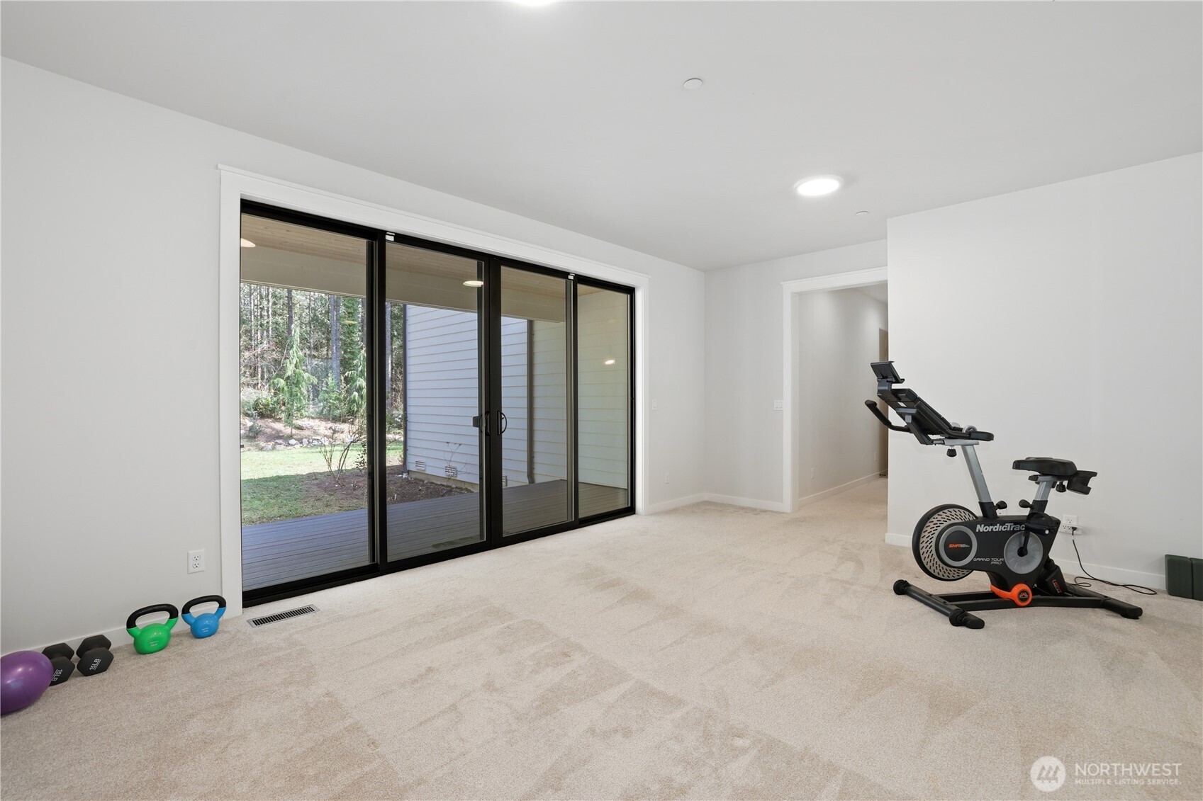 29816 SE Lake Retreat North Drive , Ravensdale, WA 98051