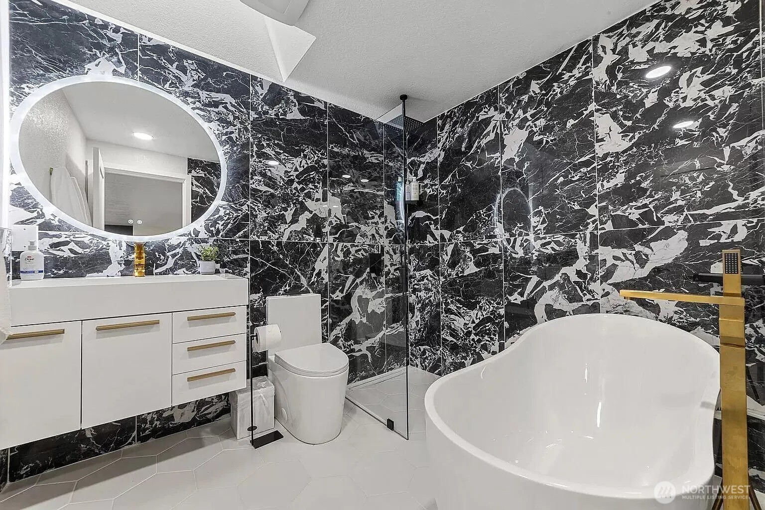 13417 110th Place NE, Kirkland, WA 98034