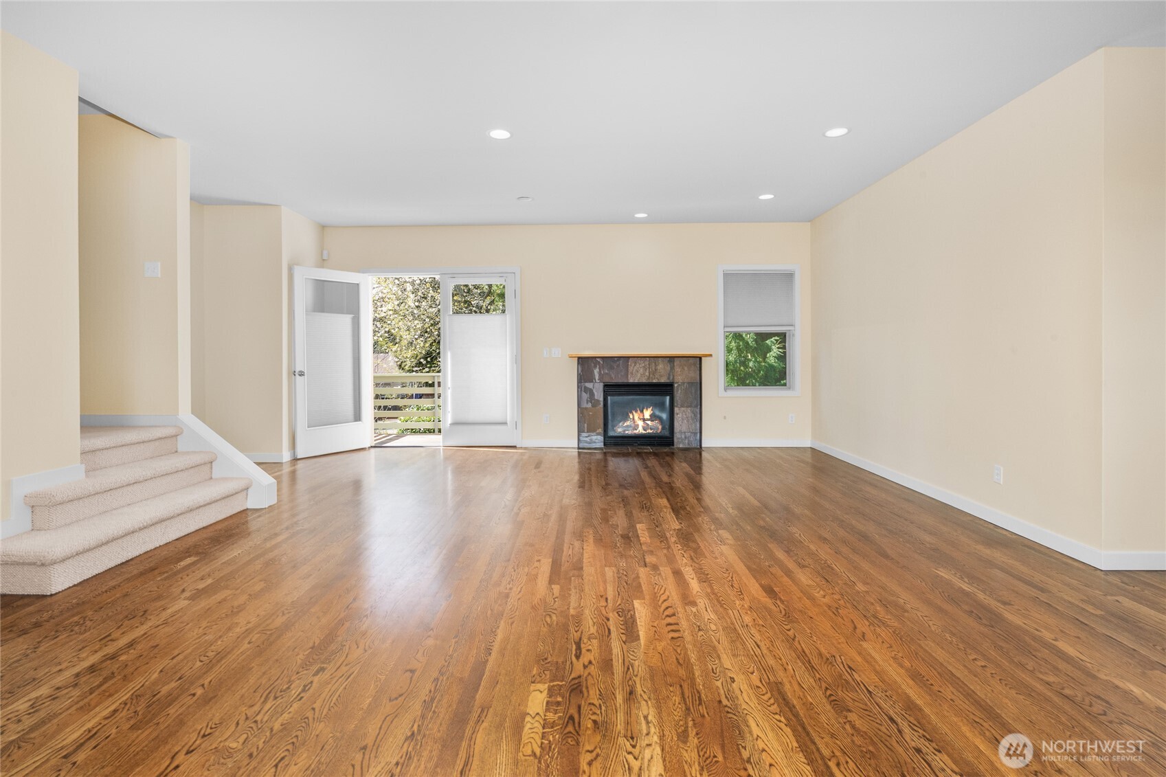 738 N 185th Street , Shoreline, WA 98133-3902