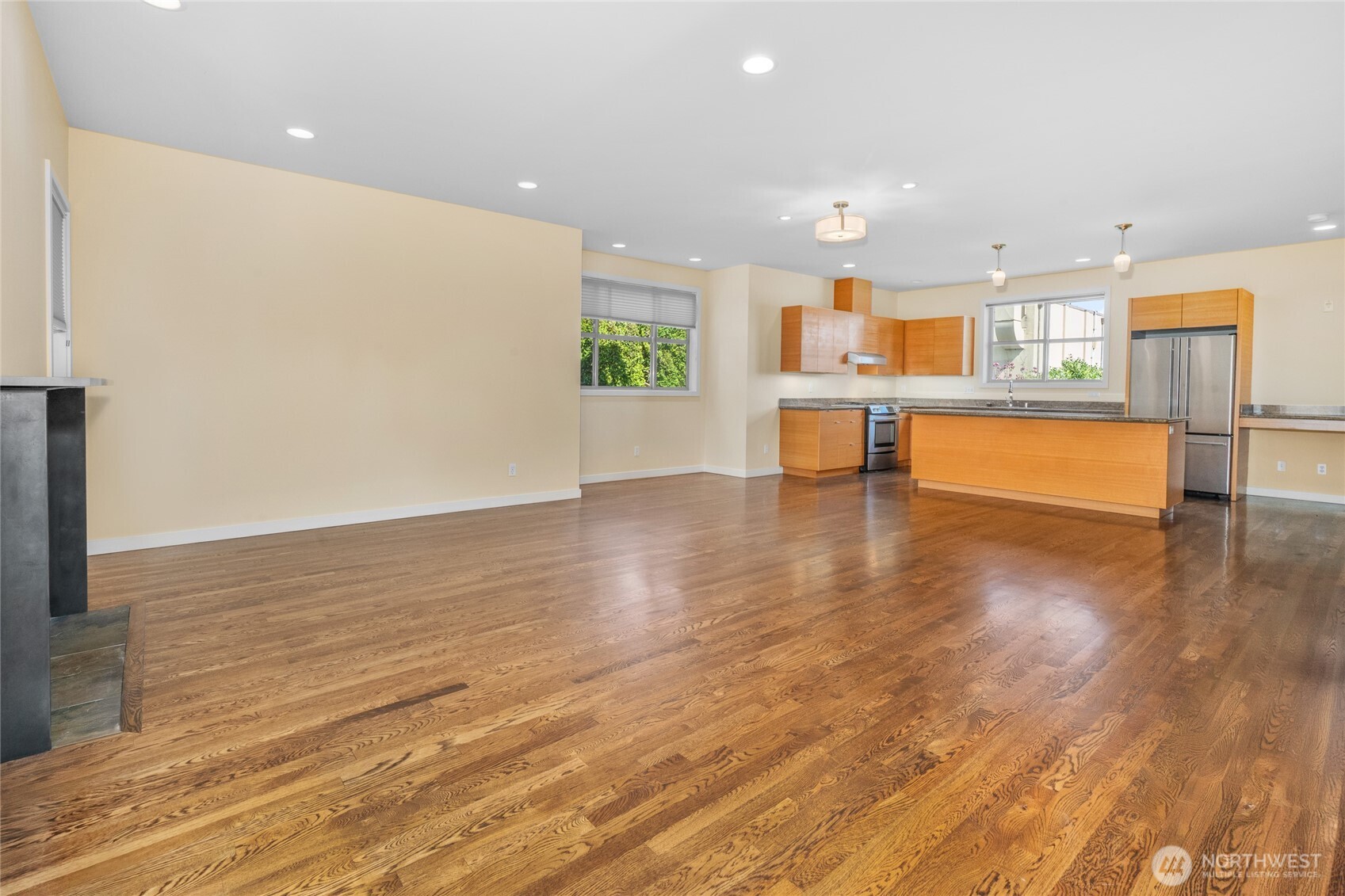 738 N 185th Street , Shoreline, WA 98133-3902
