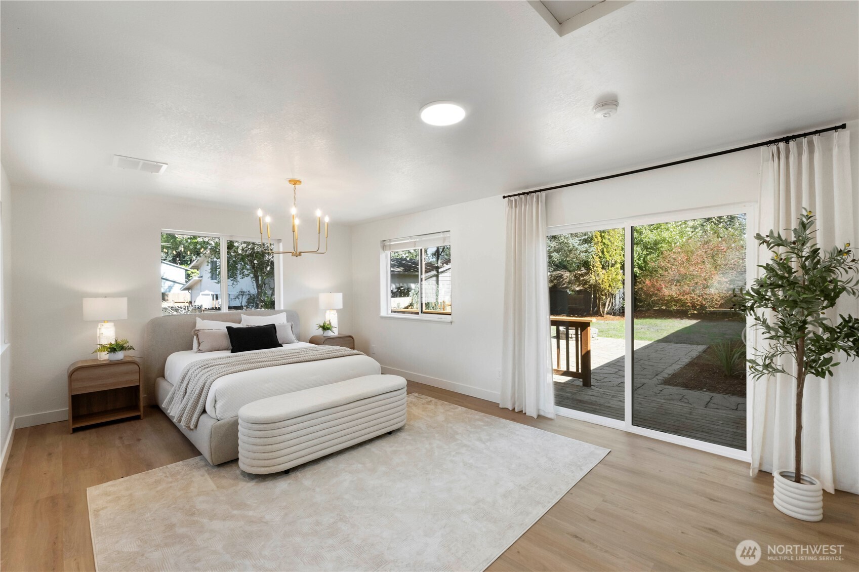 6918 Topaz Drive SW, Lakewood, WA 98498