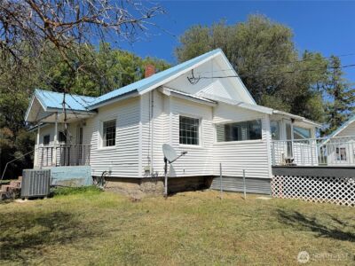 39500 SR 21 N, Wilbur, WA 99185 - Photo 1