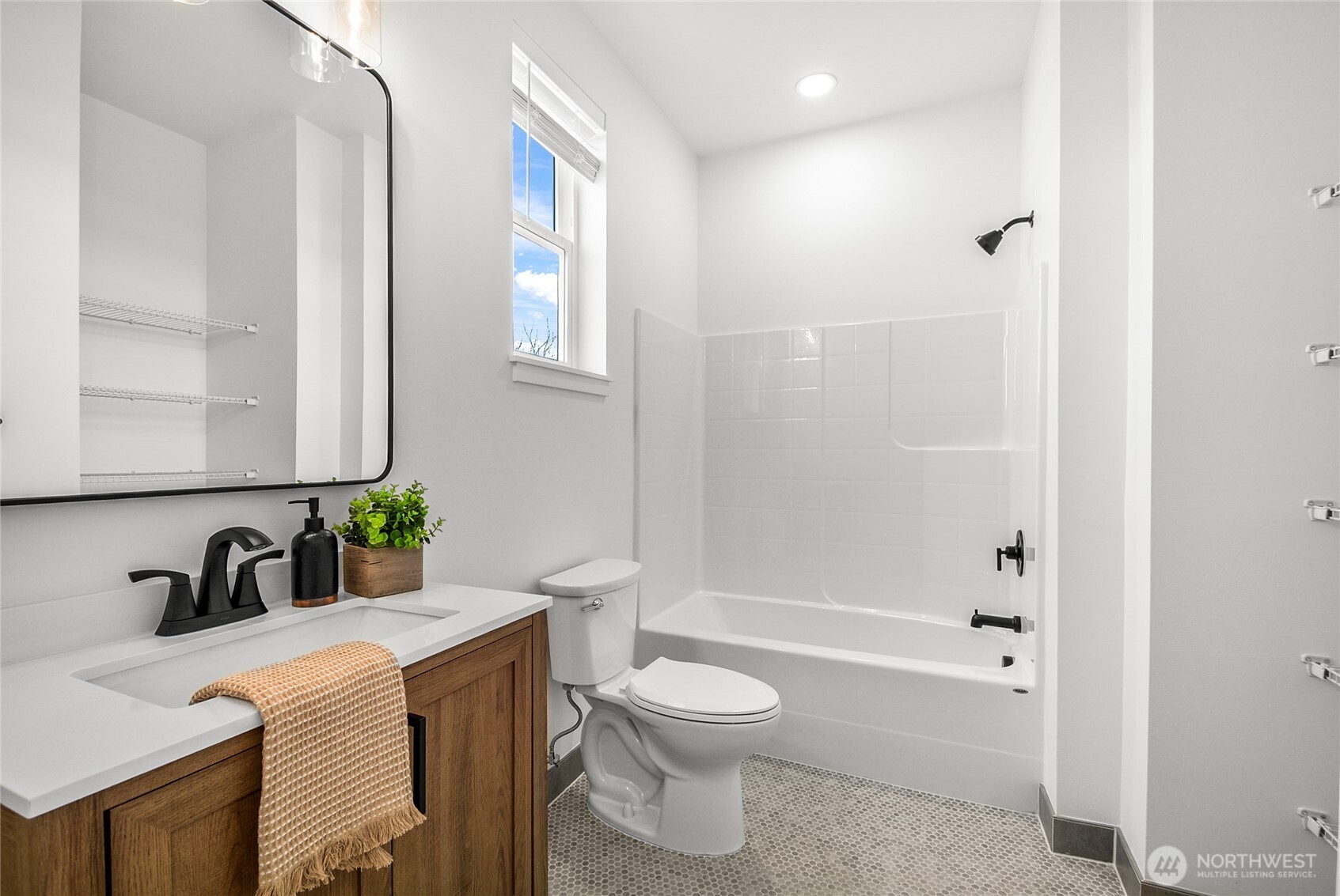 27523 102nd Avenue NW #D, Stanwood, WA 98292