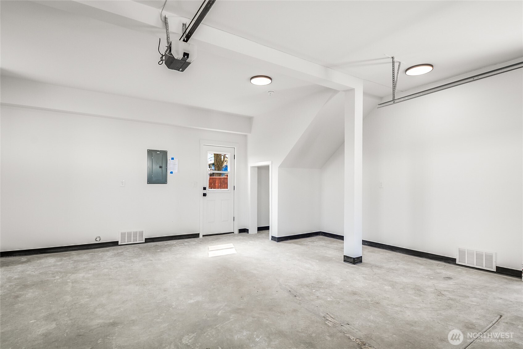 27523 102nd Avenue NW #D, Stanwood, WA 98292