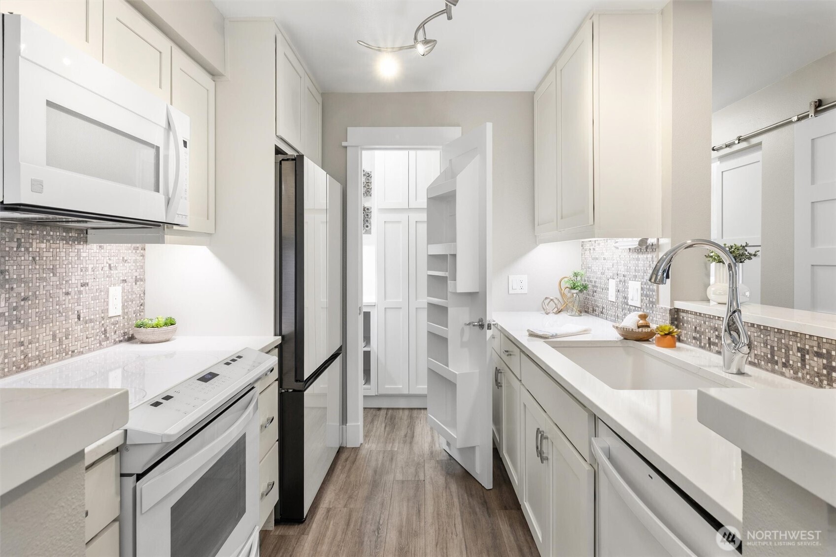 12303 Harbour Pointe Boulevard #T104, Mukilteo, WA 98275