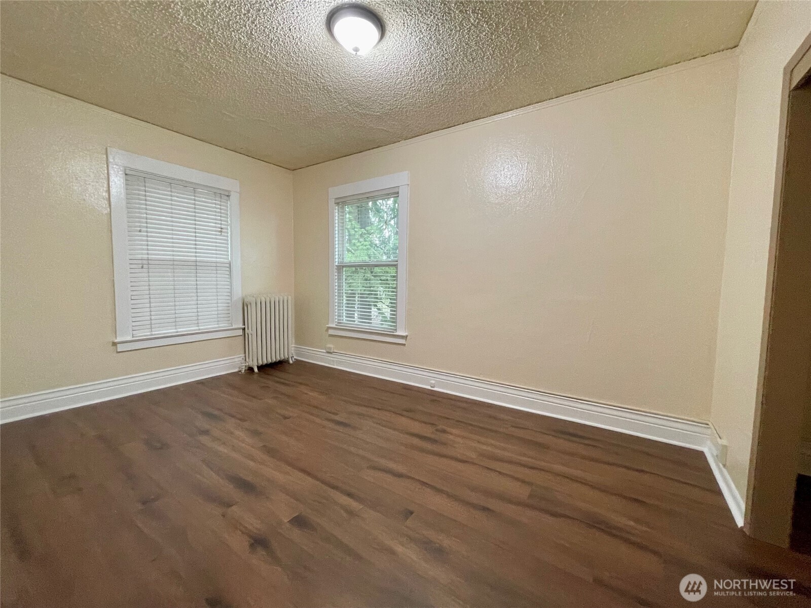 317 17th Avenue E, Seattle, WA 98112