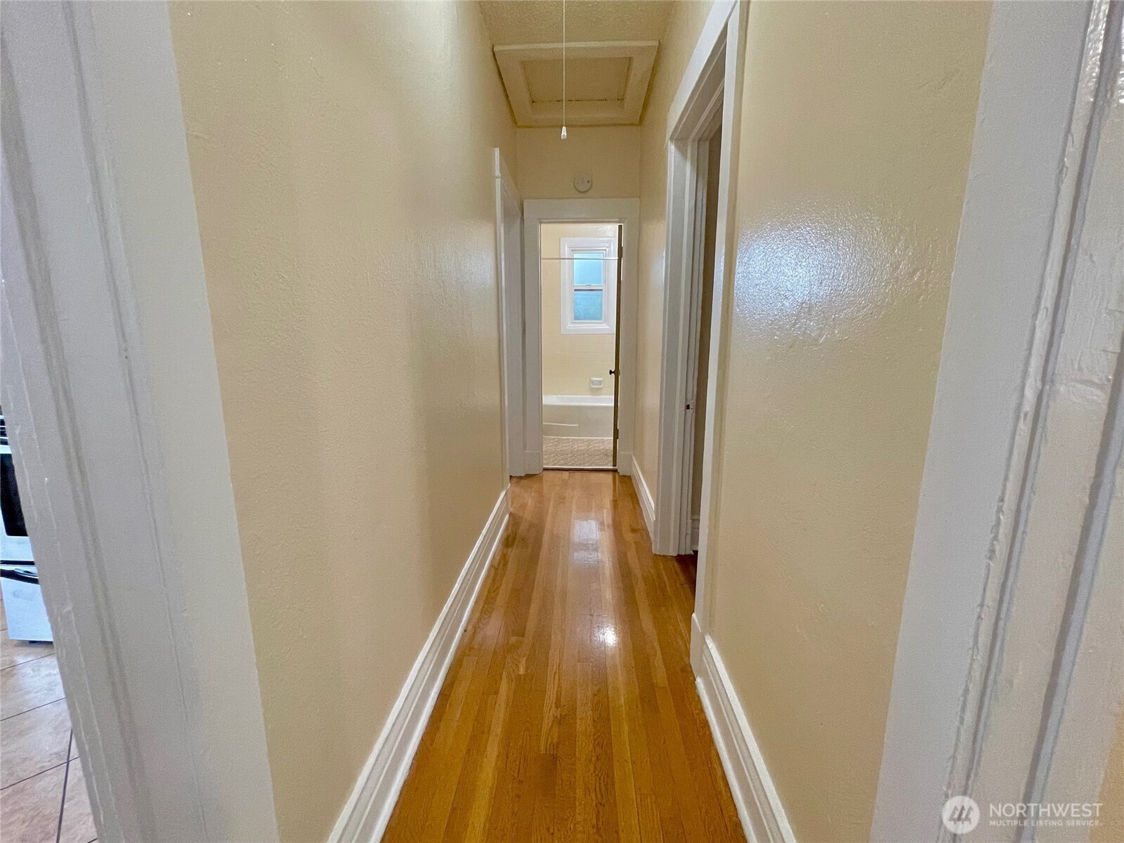 317 17th Avenue E, Seattle, WA 98112