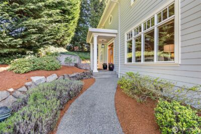 1014 N E Street , Tacoma, WA 98403 - Photo 2