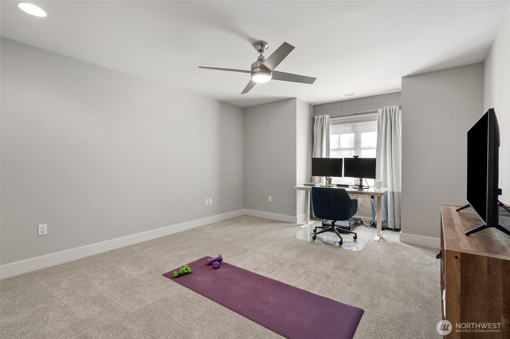 1014 N E Street , Tacoma, WA 98403