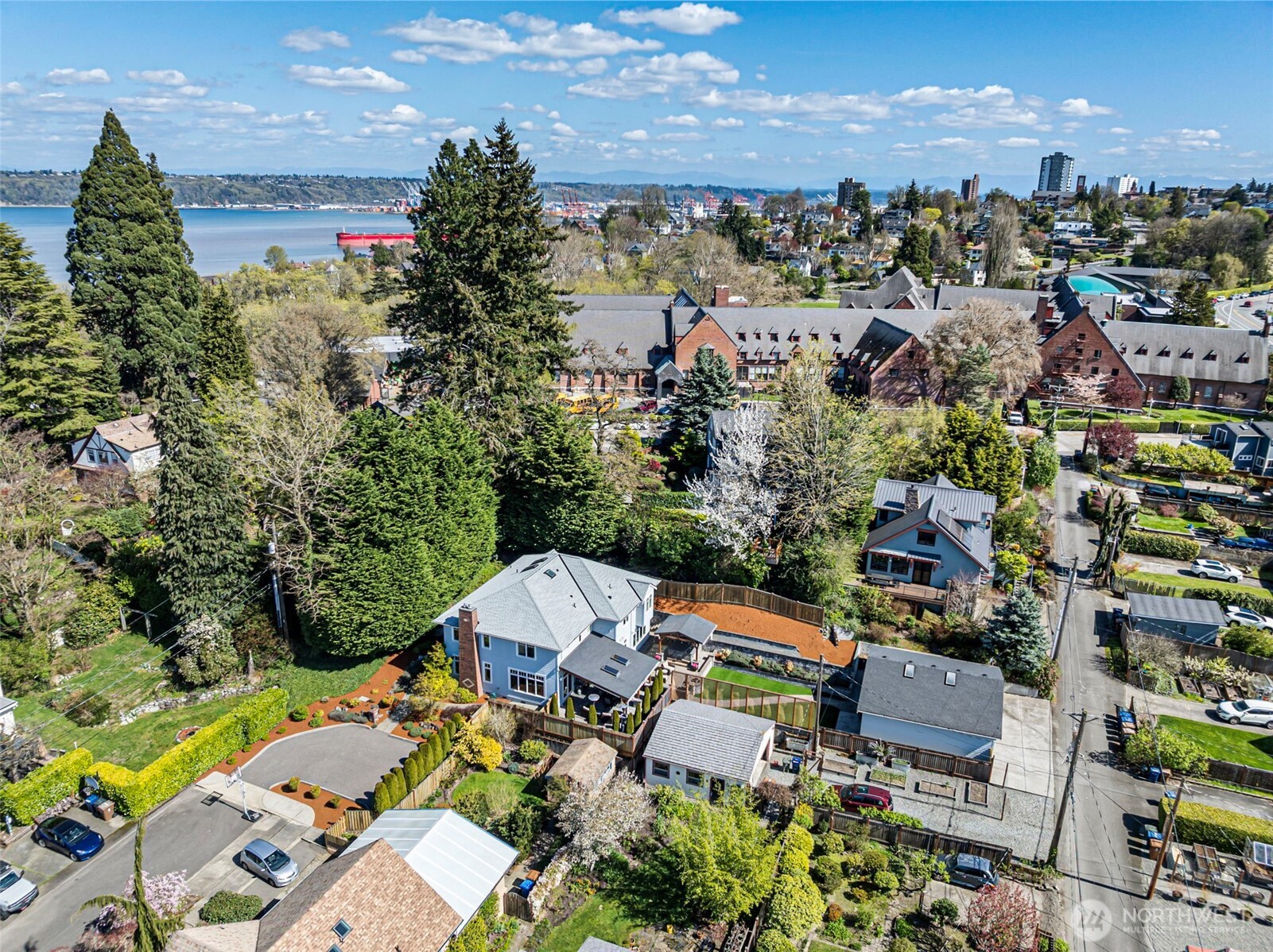 1014 N E Street , Tacoma, WA 98403