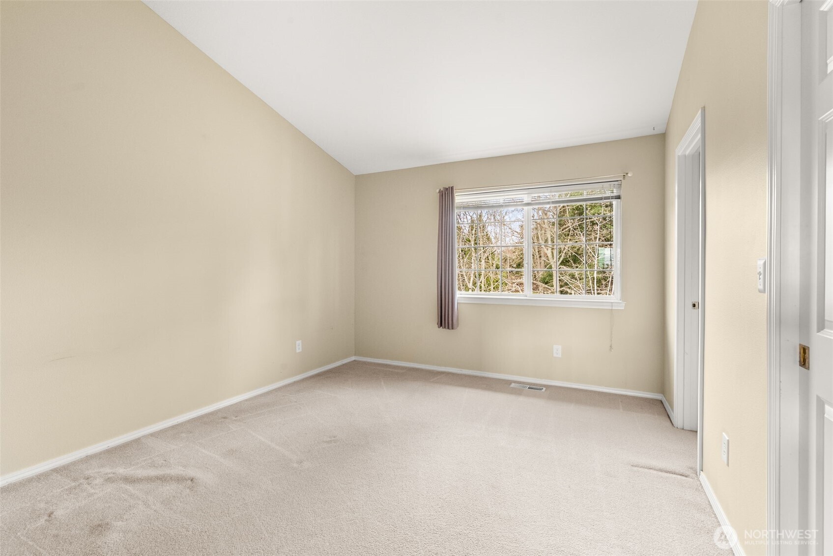 16426 135th Avenue E, Puyallup, WA 98374