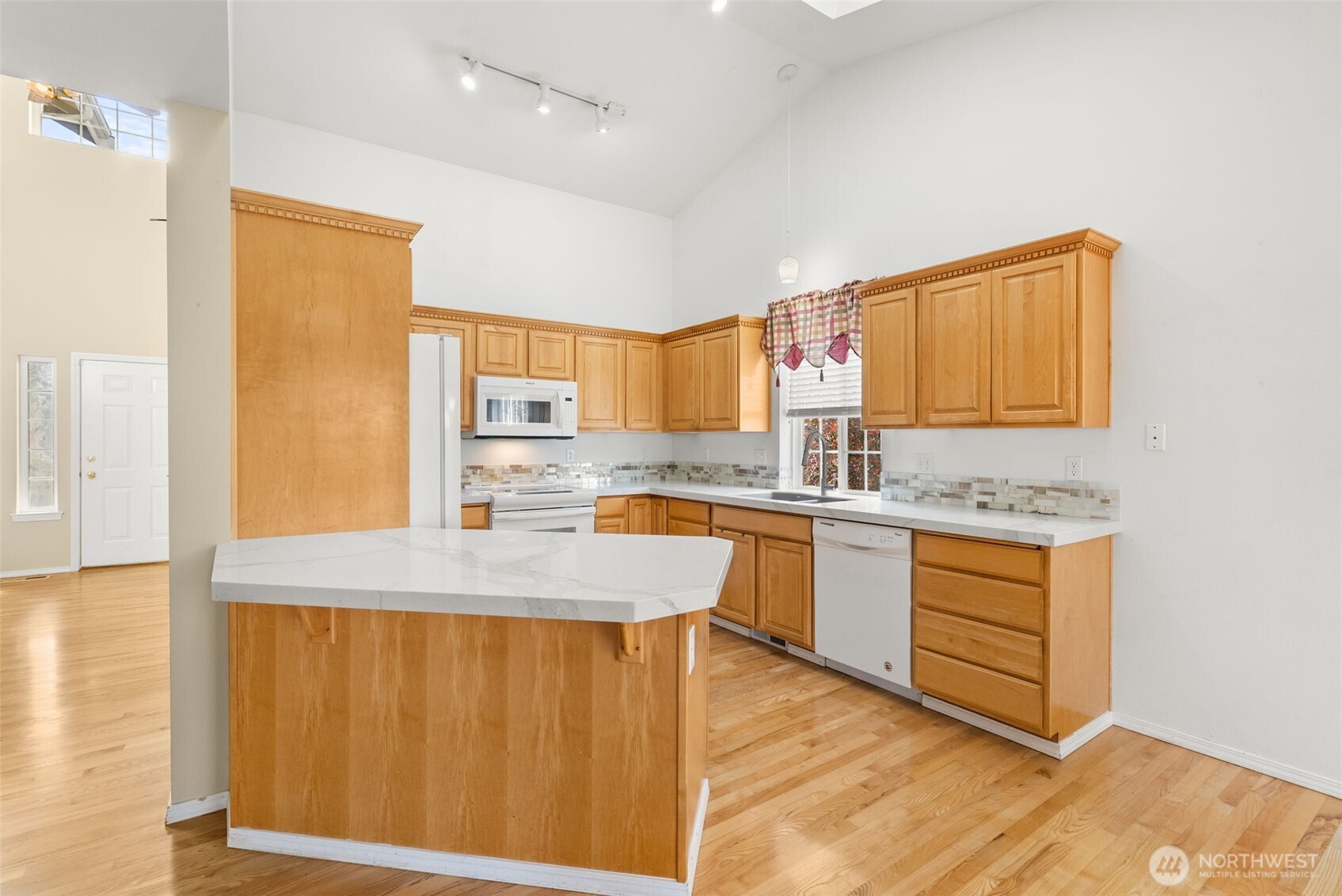 16426 135th Avenue E, Puyallup, WA 98374