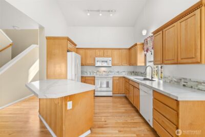 16426 135th Avenue E, Puyallup, WA 98374 - Photo 6