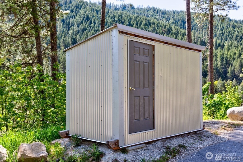 11200 Eagle Creek Road , Leavenworth, WA 98826