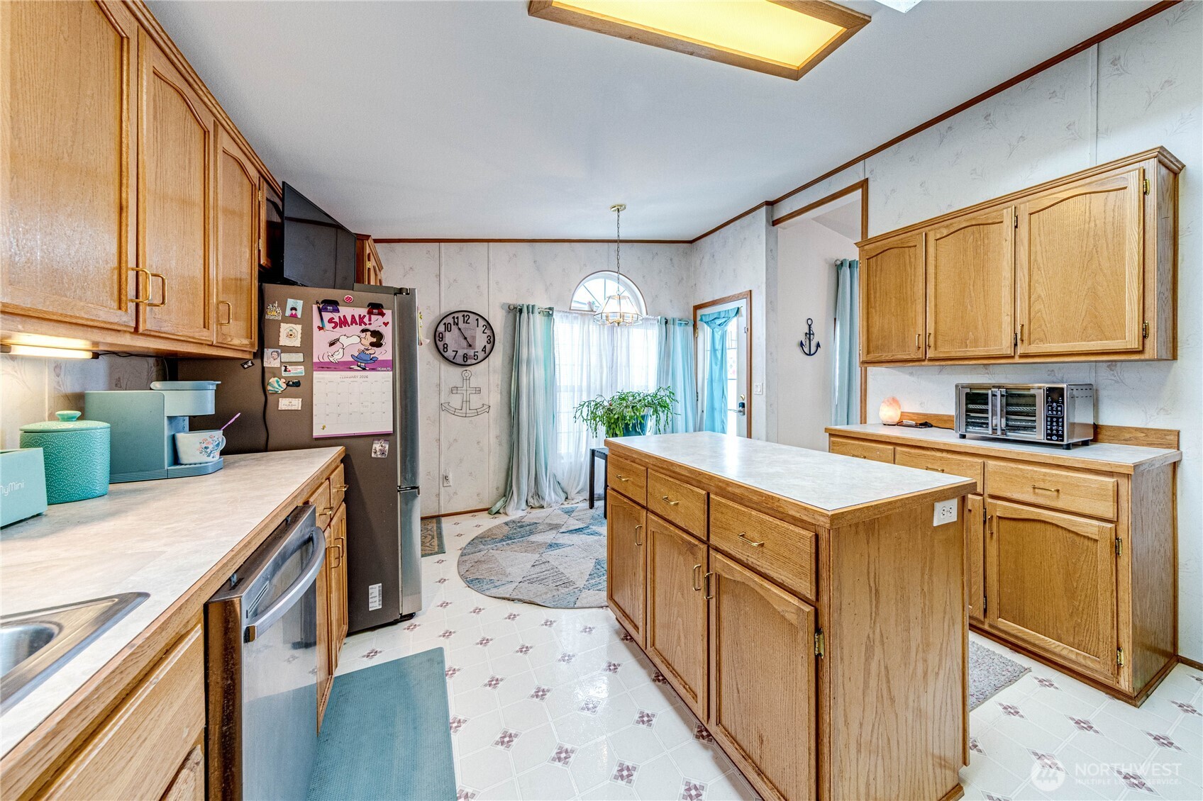 617 N 7th Avenue , Sequim, WA 98382