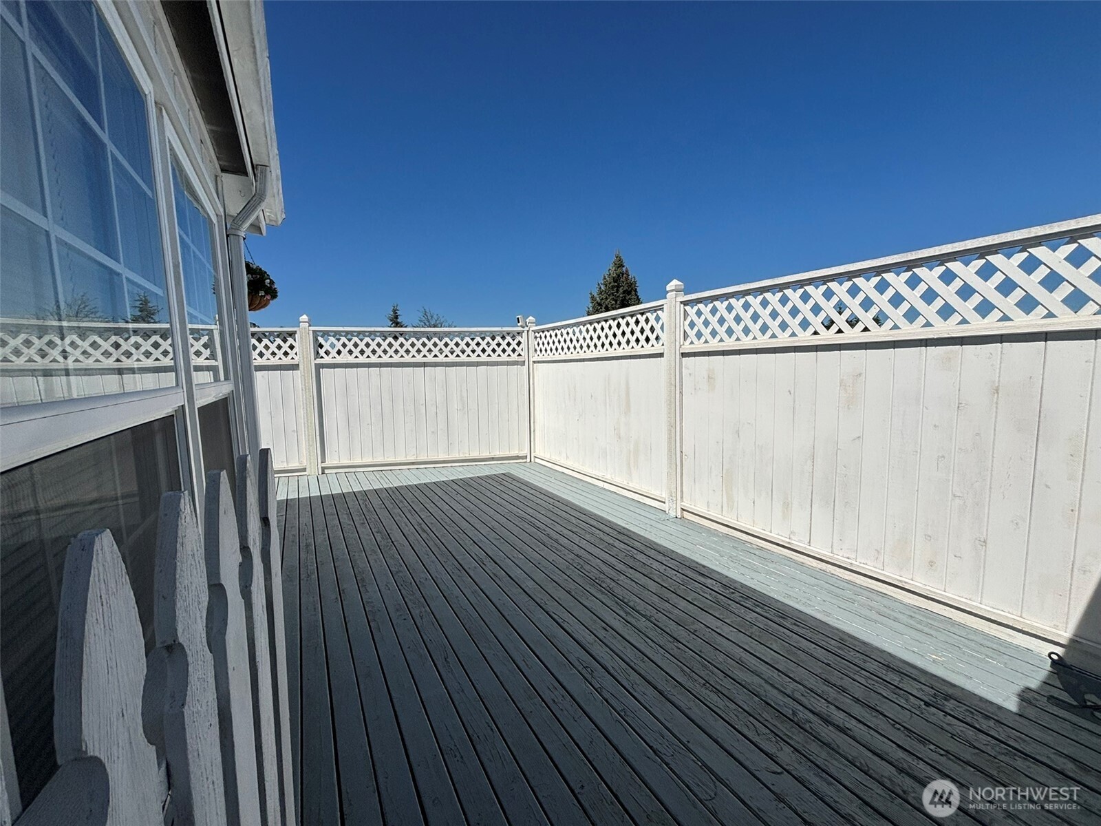 617 N 7th Avenue , Sequim, WA 98382