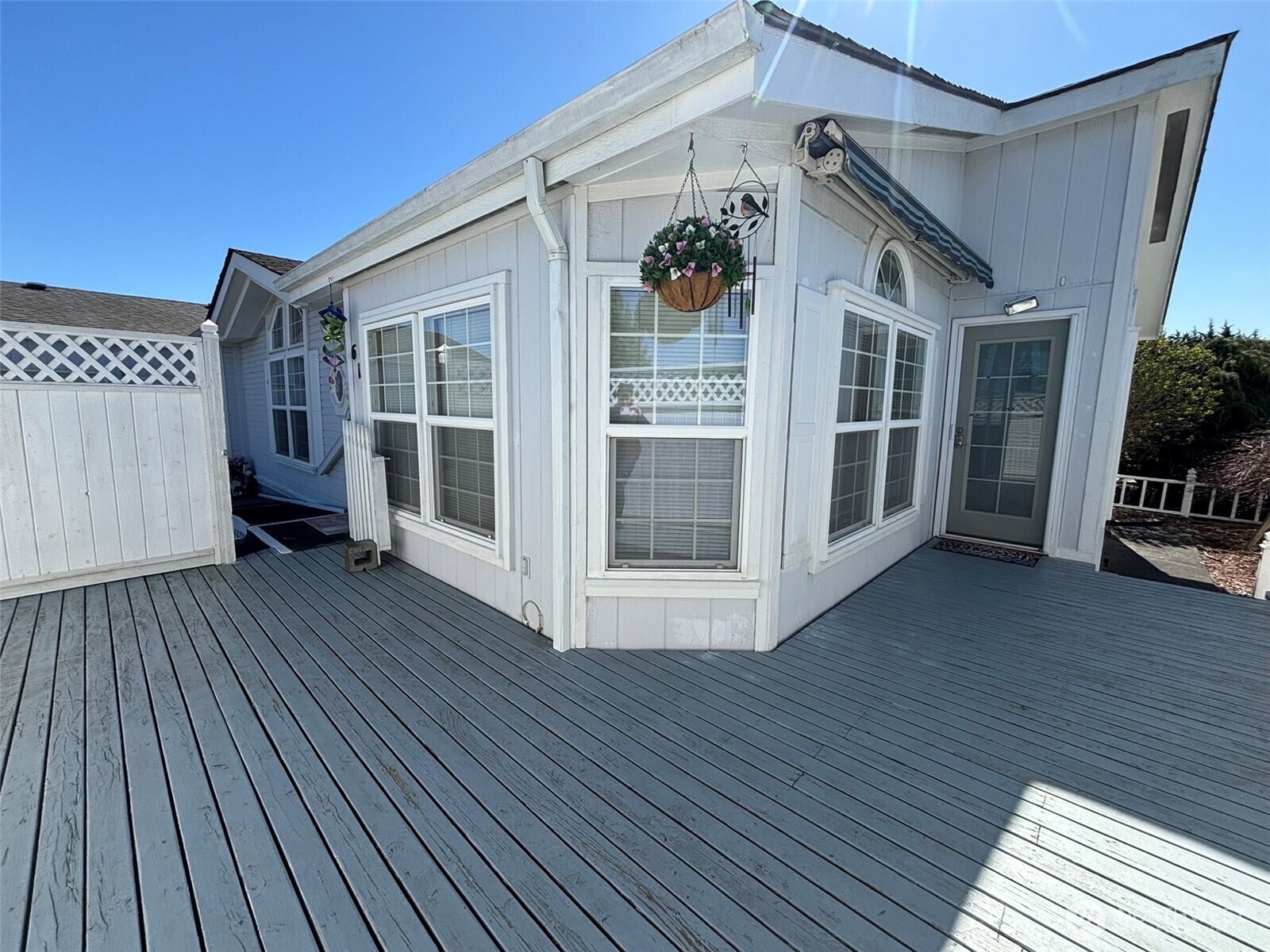 617 N 7th Avenue , Sequim, WA 98382