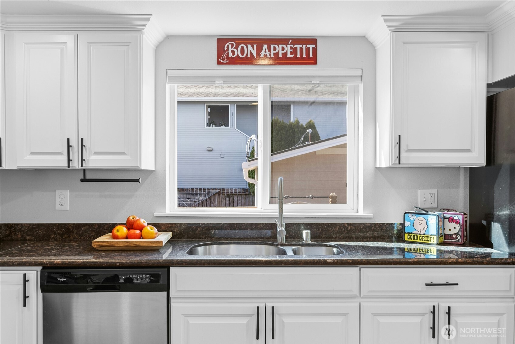 350 Meadow Avenue N, Renton, WA 98057