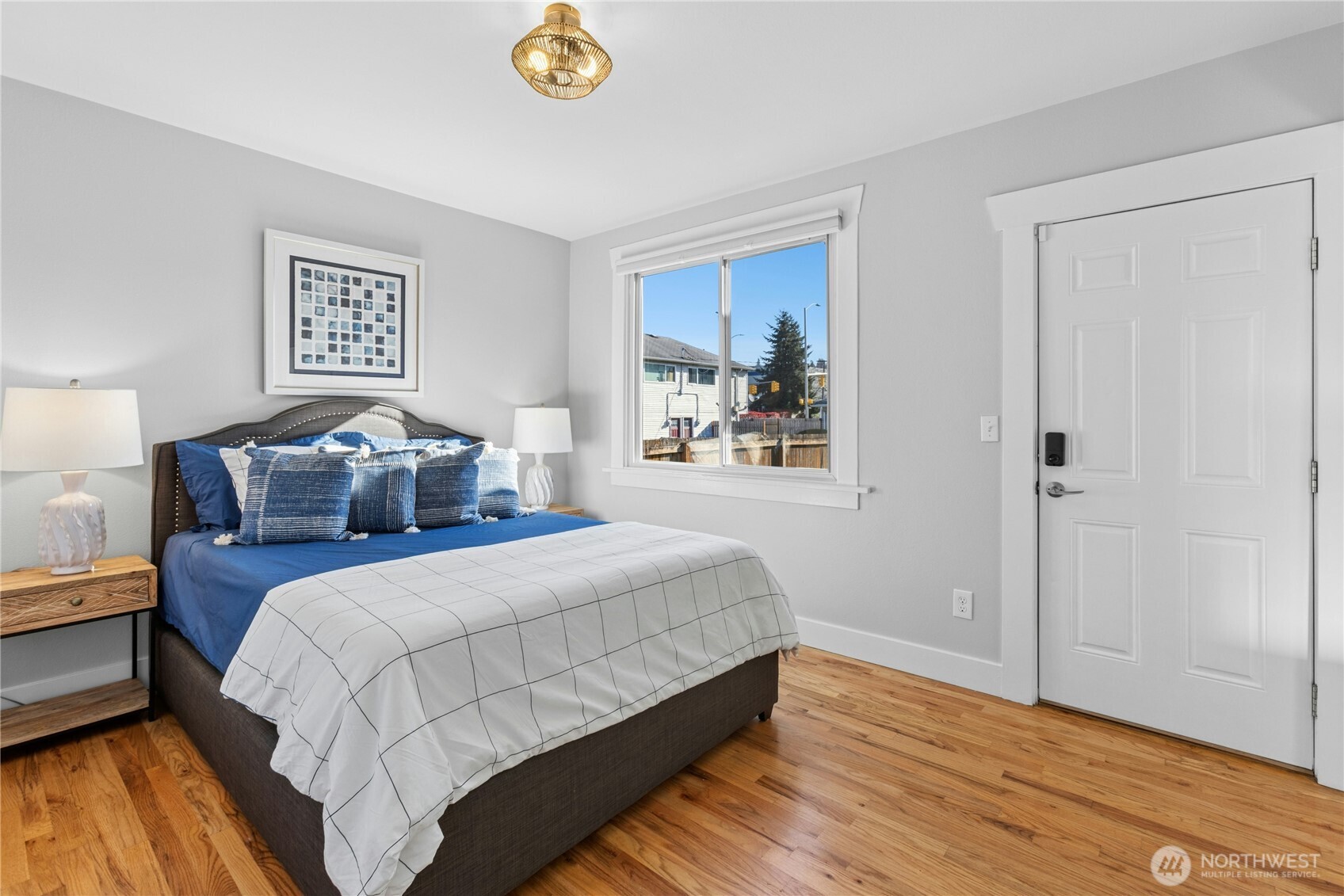 350 Meadow Avenue N, Renton, WA 98057