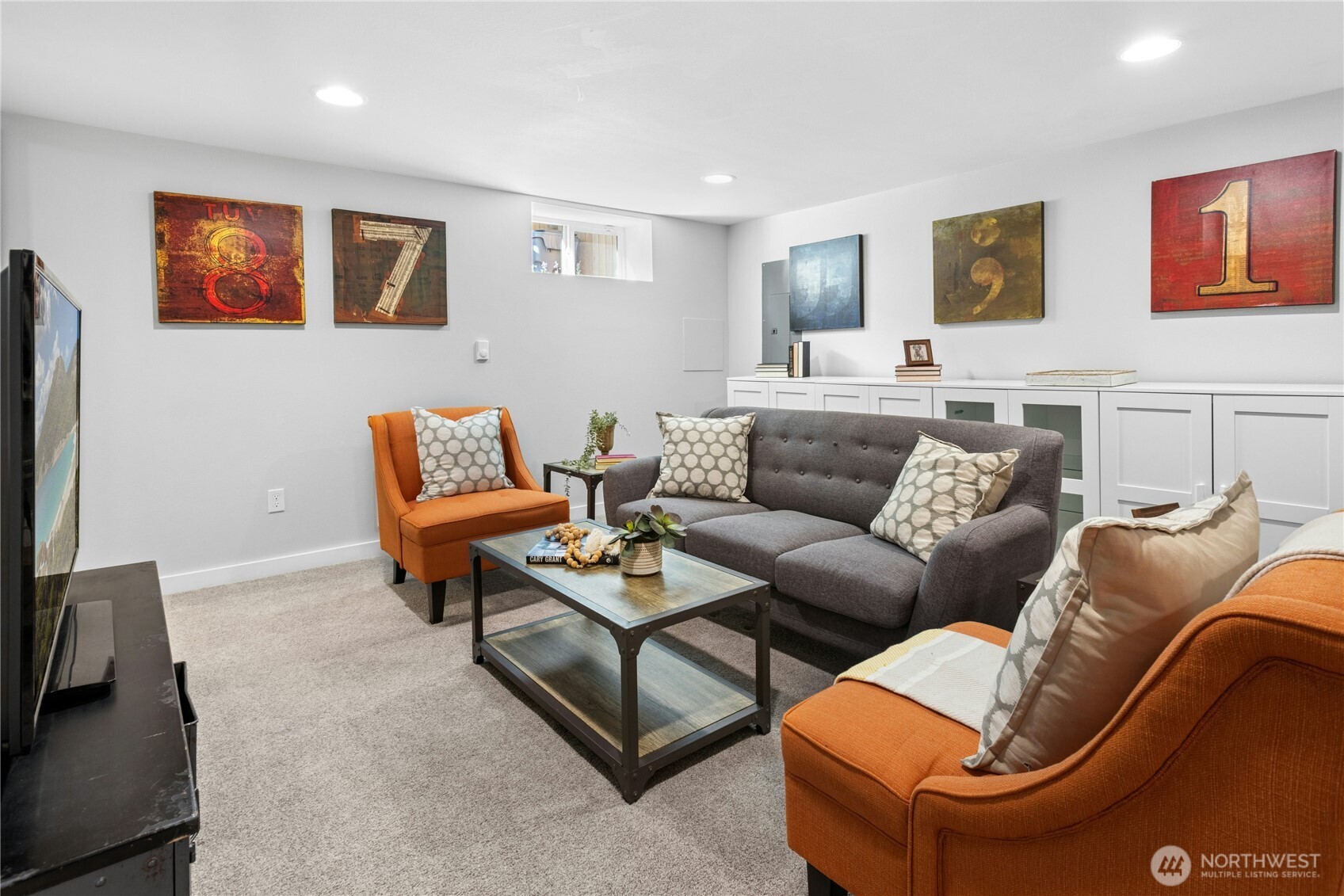 350 Meadow Avenue N, Renton, WA 98057