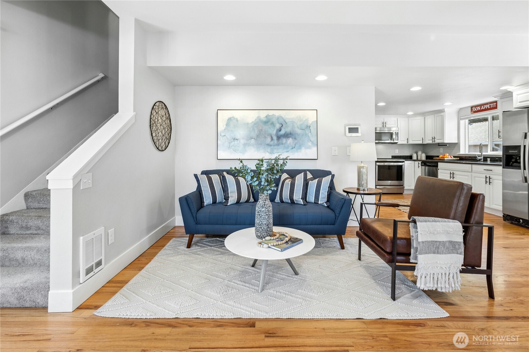 350 Meadow Avenue N, Renton, WA 98057